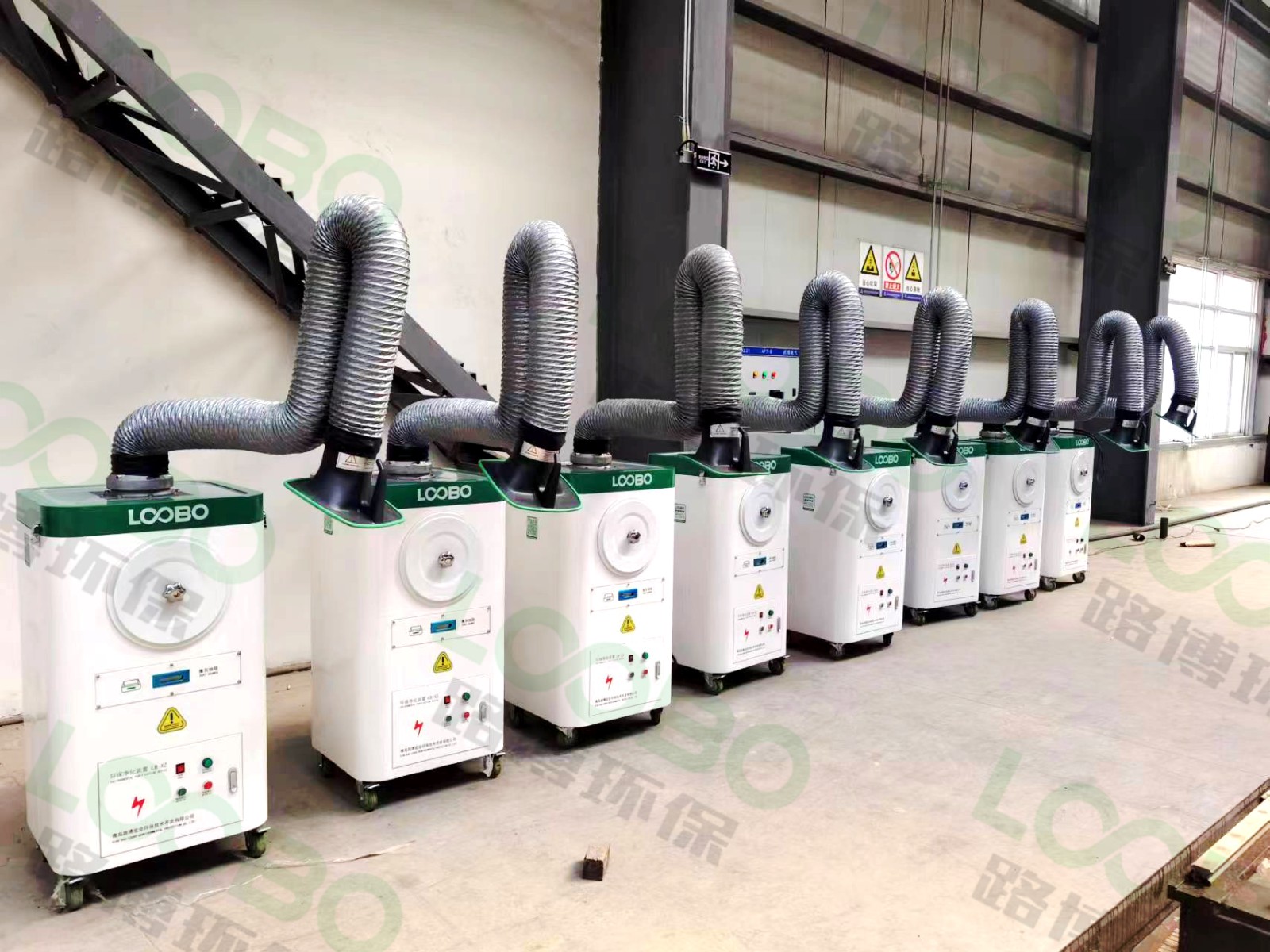 焊點(diǎn)在哪，凈化到哪”——移動(dòng)式焊煙凈化器的的實(shí)戰(zhàn)優(yōu)勢